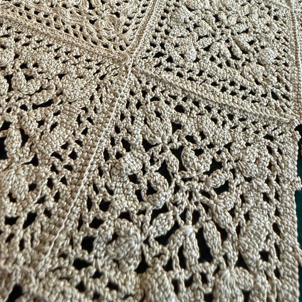 Vintage Handmade Crochet Lace Antimacassar Chair Set Beige Floral 3 Piece - Picture 3 of 9